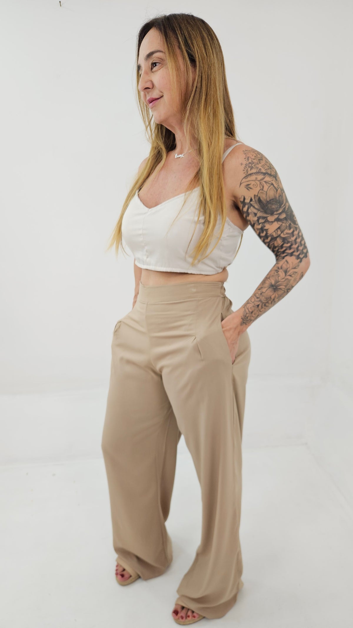 Pantalona Feminina de Viscose com Elástico nas Costas – Elisa