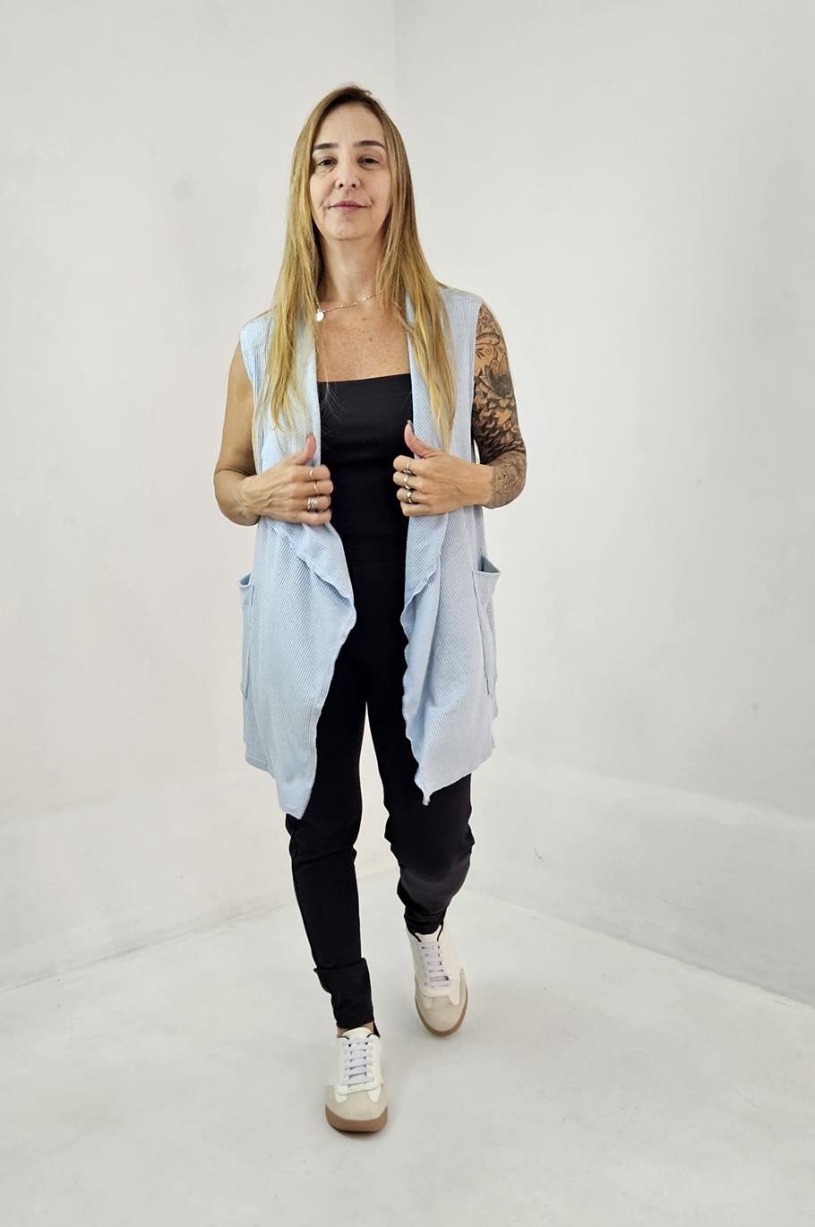Cardigan Feminino sem Mangas com Bolsos – Canelado Ponta