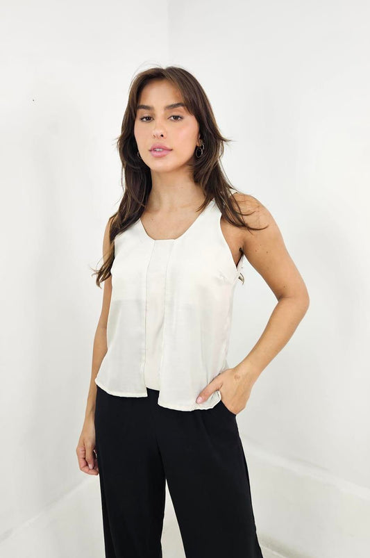 Camiseta Agatha Sabine