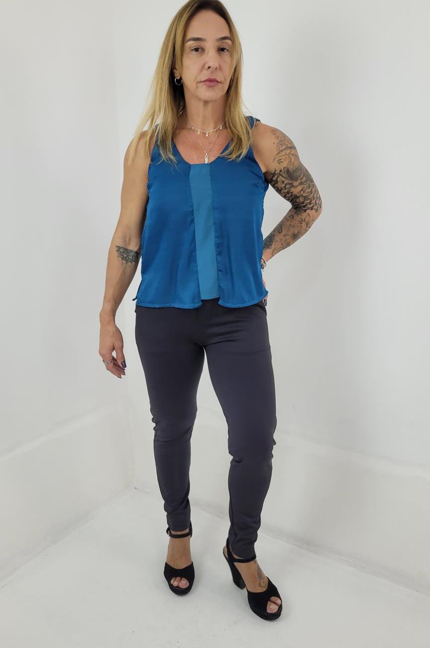 Camiseta Agatha Sabine