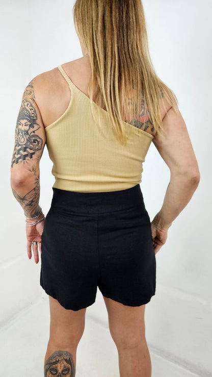 Short Isa Linho