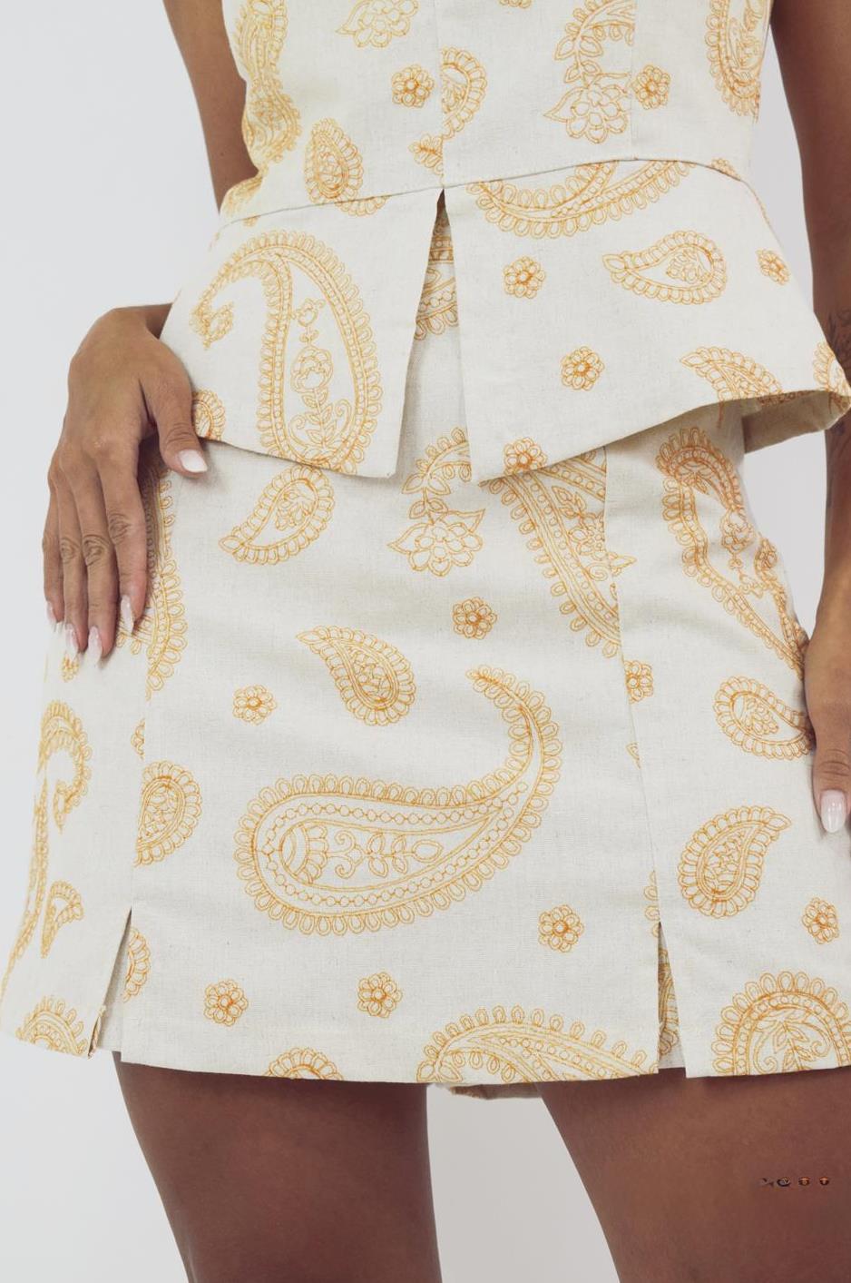 Short Saia Bordado Linho Pitoco
