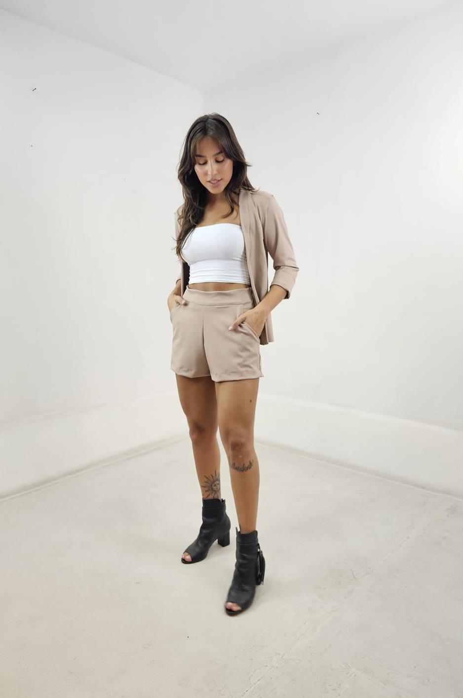 Short Supreme